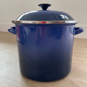 Le Creuset 16 qt marseille enamel on steel Stock pot